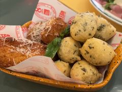 -BOTTEGA意库(中骏世界城店)