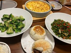 -宴小馆·小海鲜青岛菜(五四广场店)
