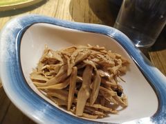 -莉莉家的音乐花园餐吧(航空路店)