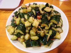 拍黄瓜-回·龙虾铺·盆盆蟹·烧烤大排档(回龙观店)