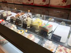 -焙丽拾光(麦凯乐直营店)