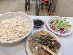 -黑八私房老北京炸酱面