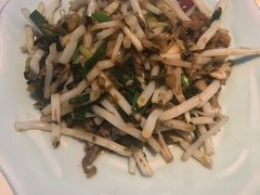 -魏铭鱼头捞饭(晋阳路店)