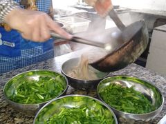 -正宗杨记普洱酸醋米线(总店)