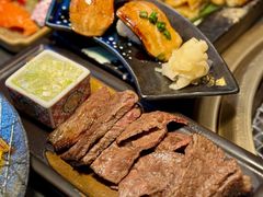 -铭牛烧肉·和牛海鲜自助(高新月牙湖店)