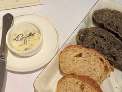 餐前面包-壳里西餐厅Coquille Seafood Bistro(蒙自路店)