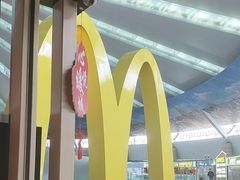 -麦当劳(鄂尔多斯机场店)