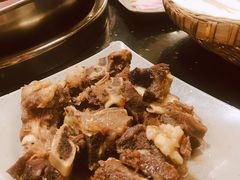 -茅草房·河畔园林火锅