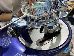 -YONEX苗江运动城(源深店)