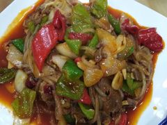 -苏莱特色牛骨滩羊手抓馆(长城东街总店)