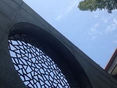 iphone_upload_pic-知美术馆