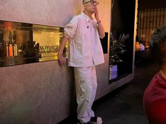 -洛缦音乐餐厅(工业展览馆万象城店)