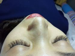 睫毛嫁接-光SPA科技美肤