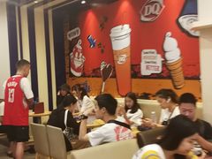 大堂-DQ·蛋糕·冰淇淋(新佳丽店)