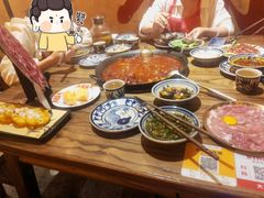 -旧街市鲜货老火锅(大光路店)