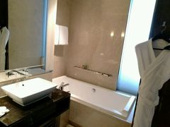 -广州天河希尔顿酒店