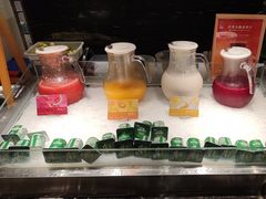 -东方红海鲜百汇(国际大厦店)