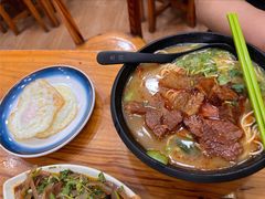 -志权牛肉面(灵山路店)