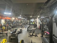 -格易美游泳馆健身房(新昆仑店)