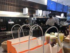 -奈雪的茶(花城汇中区PRO店)