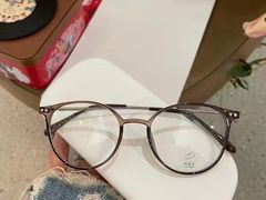 -爱视眸Eyeblling眼镜·依视路·蔡司镜片折扣店(百联南方商城购物中心)