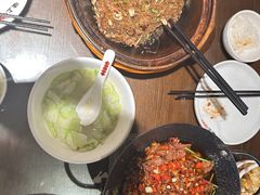 -味上湘菜馆(岳麓山店)