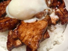 猪肉盖饭-ドライブインいとう豚丼名人(新千岁机场店)