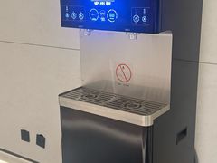 -冰纷万象滑冰场(沈阳万象城店)