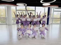 -小荧星艺校(浦东中环分校)