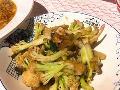 有机花菜-食悦围城龙虾馆(万江店)