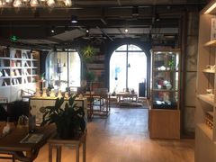 -光海书局(南京东路第一百货店)