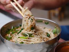 -正宗杨记普洱酸醋米线(总店)