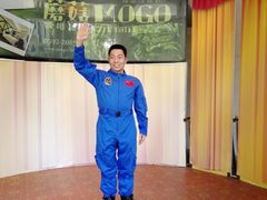 -厦门帷幕开啦红地毯蜡像艺术馆