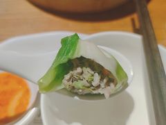 香椿嫩芽小笼-苏小柳手工点心(人民广场分院)
