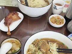 -百年老字号·观振兴蟹黄面·三虾面·苏式面(观前街富仁坊巷店)