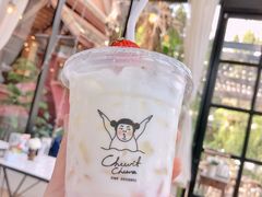 草莓拿铁-Cheevit Cheeva(Sirimangkalajarn)