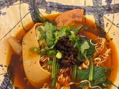 -岷山饭店-芝芝自助餐厅