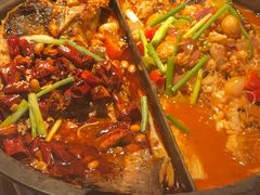 -鸣记脆皮烤鱼·海鲜烤鱼(三八广场店)