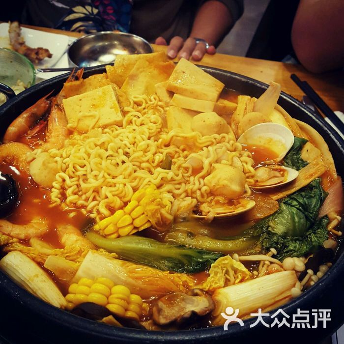 大邻洞首尔炸鸡火锅图片 - 第2张