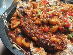 -鸣记脆皮烤鱼·海鲜烤鱼(三八广场店)