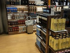 -日上免税店(三径路t3店)