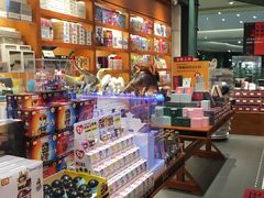 -西西弗书店&矢量咖啡(凯德晶萃广场店)