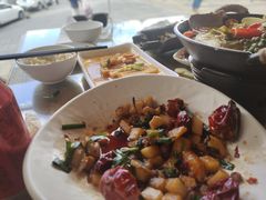 -隔壁老王·家常云南菜(花巷店)