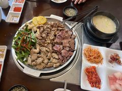 -大福黄牛料理·韩式烤肉·黄牛肥肠·酱蟹