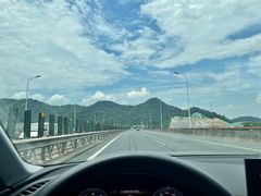 -雅鲁激流探险漂流