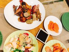 -华邑酒店·鲜艳全日自助餐厅