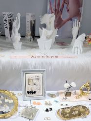 -AI艾耳·专业手工耳洞·穿孔美学馆