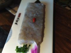 -老牌坊云南鱼豆花火锅(哈西万达店)
