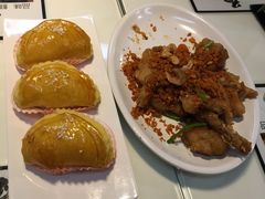 -新大咀港式茶餐厅(宝山万达店)