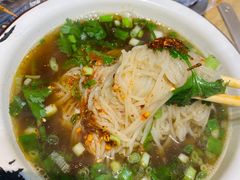 -勃利地摊·勃立小串烧烤